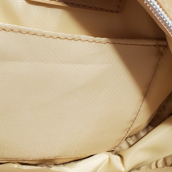 Frozen 2 Olaf Crossbody-Danielle Nicole - Picture 3 of 4